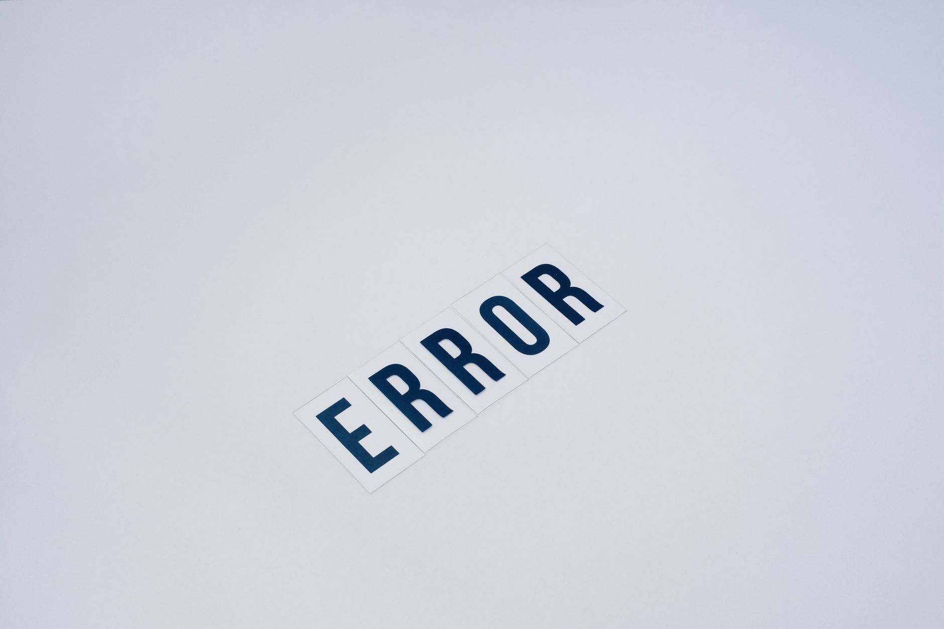 AI自动化避坑指南：15个真实企业踩过的坑与解决方案