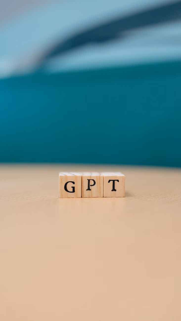企业知识库智能检索性能优化实践：Elasticsearch+GPT-4混合架构深度解析