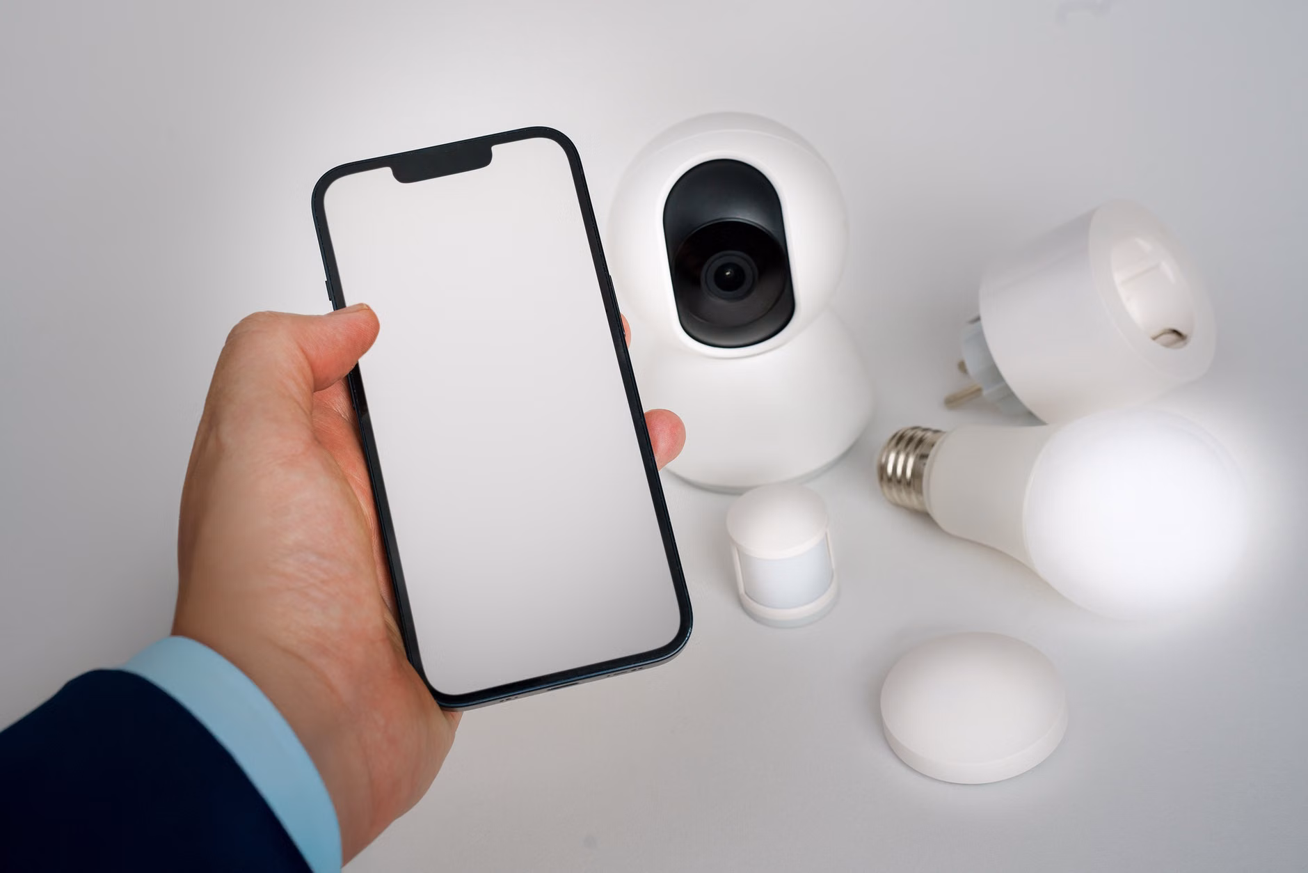 iOS环境自动化设备隔离策略在银行远程审批系统中的实践